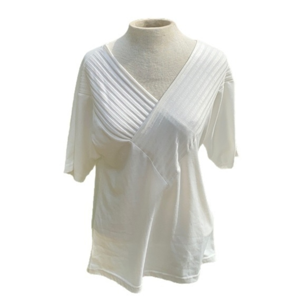Women’s white short sleeve blouse, size medium
